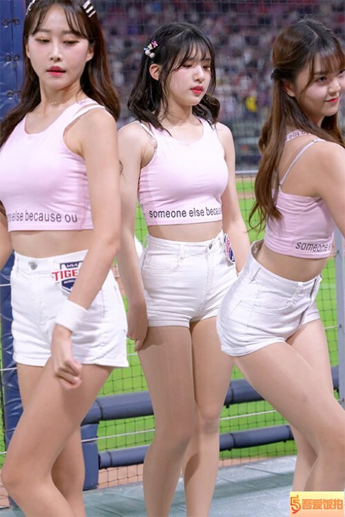 啦啦队 饭拍秀 [ID136856版本]【20合集 2.22 GB】