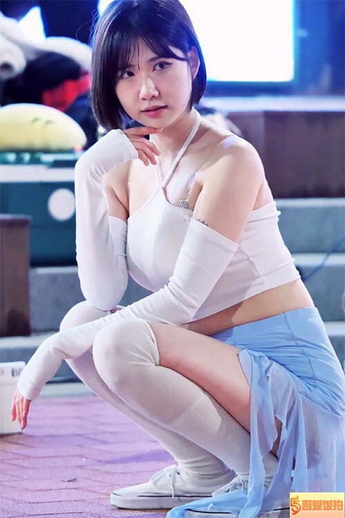 REVIVE X 韩国女团高清视频 拍摄日期：20250510【2合集 754 MB】