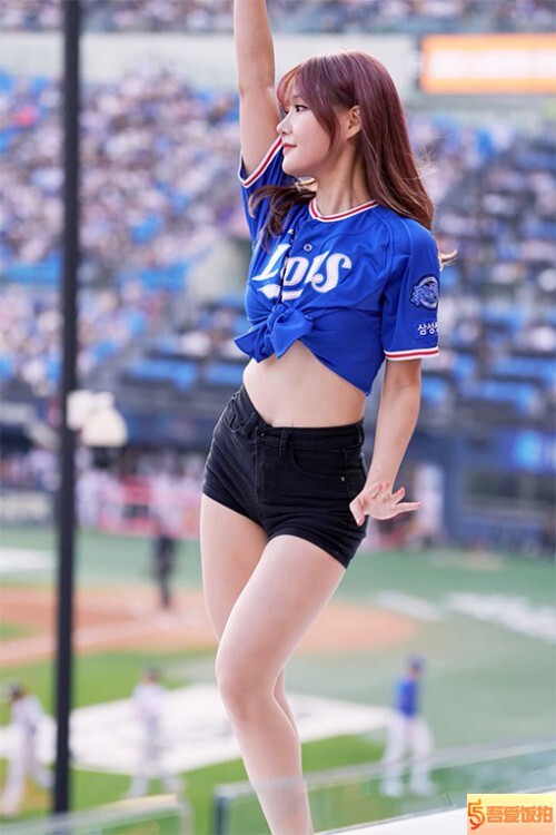 啦啦队 饭拍秀 [ID136946版本]【20合集 2.36 GB】