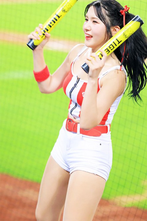 啦啦队 饭拍秀 [ID137724版本]【20合集 8.93 GB】