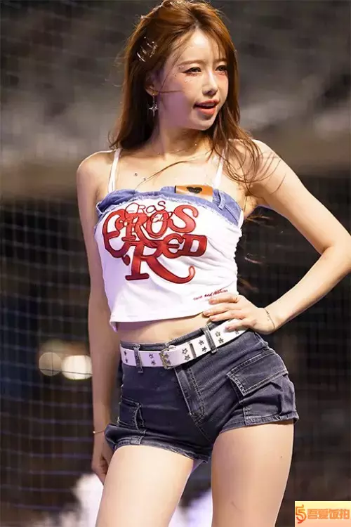 啦啦队 饭拍秀 [ID138124版本]【20合集 993 MB】