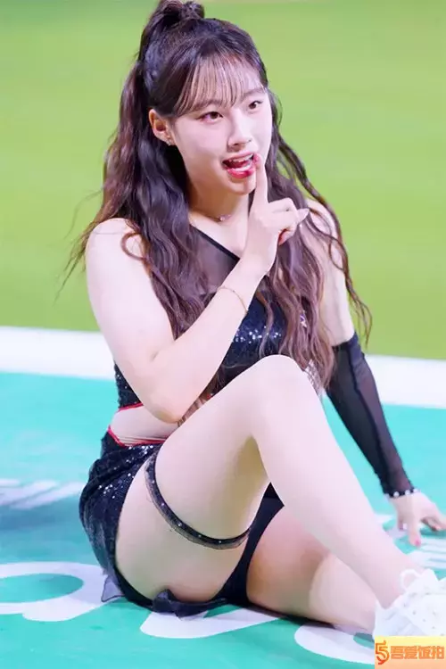 啦啦队 饭拍秀 [ID137840版本]【20合集 2.89 GB】