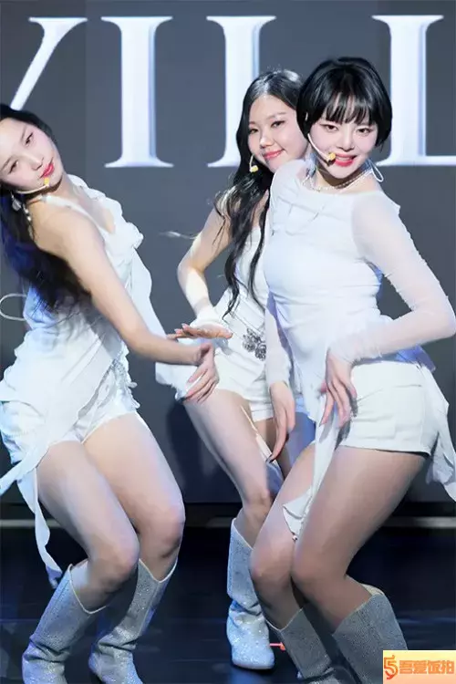 NAVILLERA 韩国女团高清视频 拍摄日期：20260203【17合集 11.2 GB】