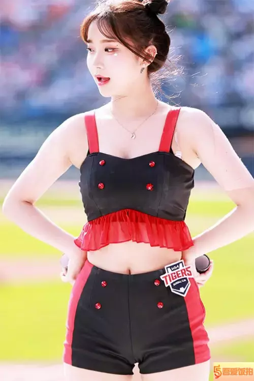 啦啦队 饭拍秀 [ID137891版本]【20合集 2.87 GB】