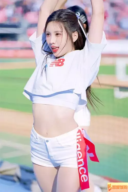 啦啦队 饭拍秀 [ID137908版本]【20合集 2.16 GB】