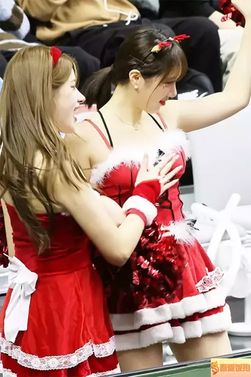 啦啦队 饭拍秀 [ID138374版本]【20合集 1.12 GB】