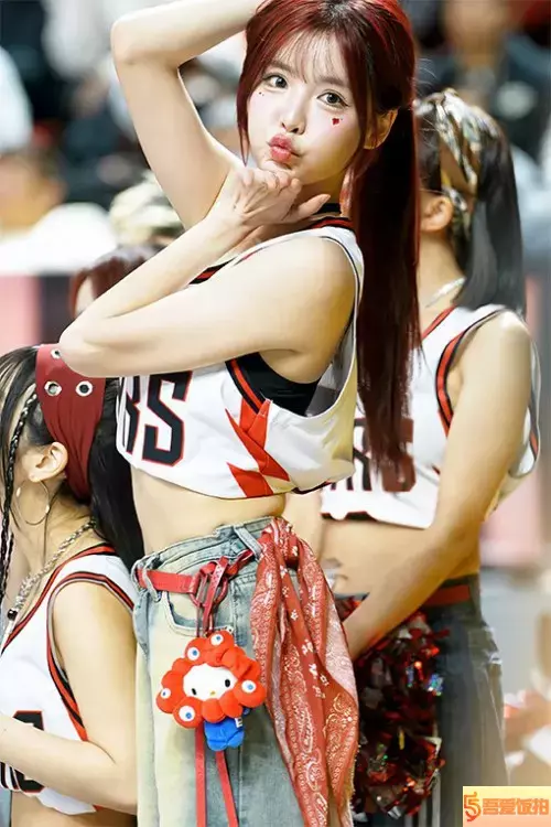 啦啦队 饭拍秀 [ID138386版本]【20合集 935 MB】