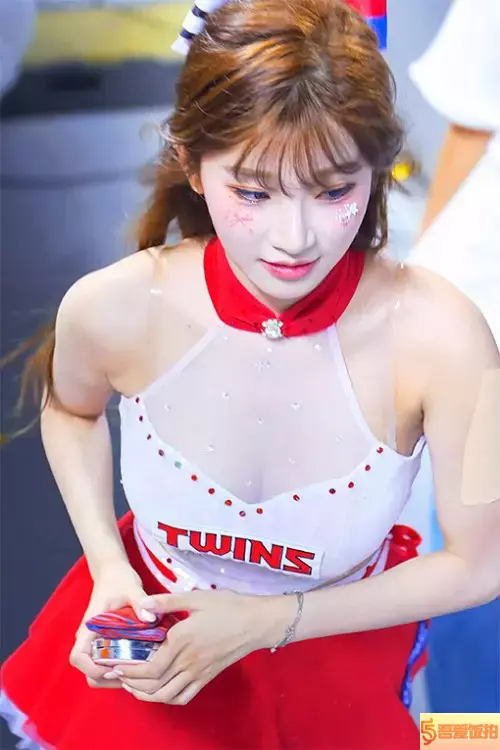 啦啦队 饭拍秀 [ID137621版本]【20合集 1.72 GB】