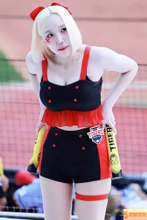 啦啦队 饭拍秀 [ID138002版本]【20合集 894 MB】