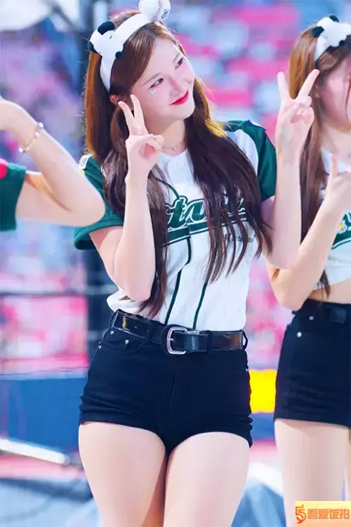 啦啦队 饭拍秀 [ID138320版本]【20合集 2.87 GB】