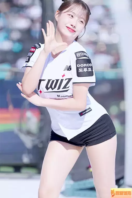 啦啦队 饭拍秀 [ID138749版本]【20合集 1.42 GB】